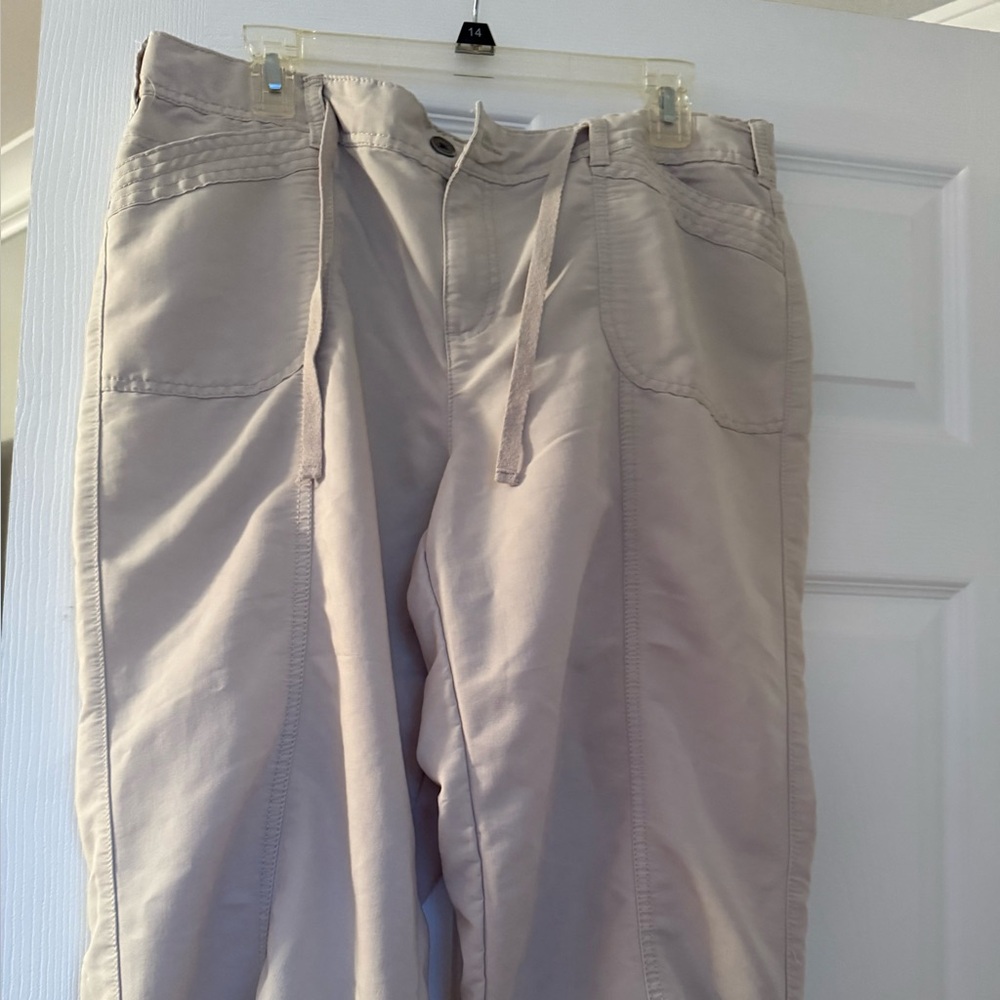 Style & Co Sandwashed Capris Size 12